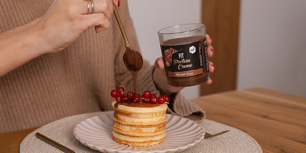 nu3 Fit Protein Creme sur des pancakes
