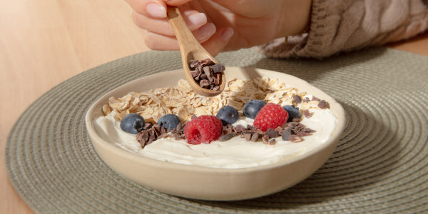 Smoothie bowl avec le grué de cacao brut nu3