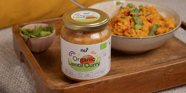 Plateau avec curry de lentilles